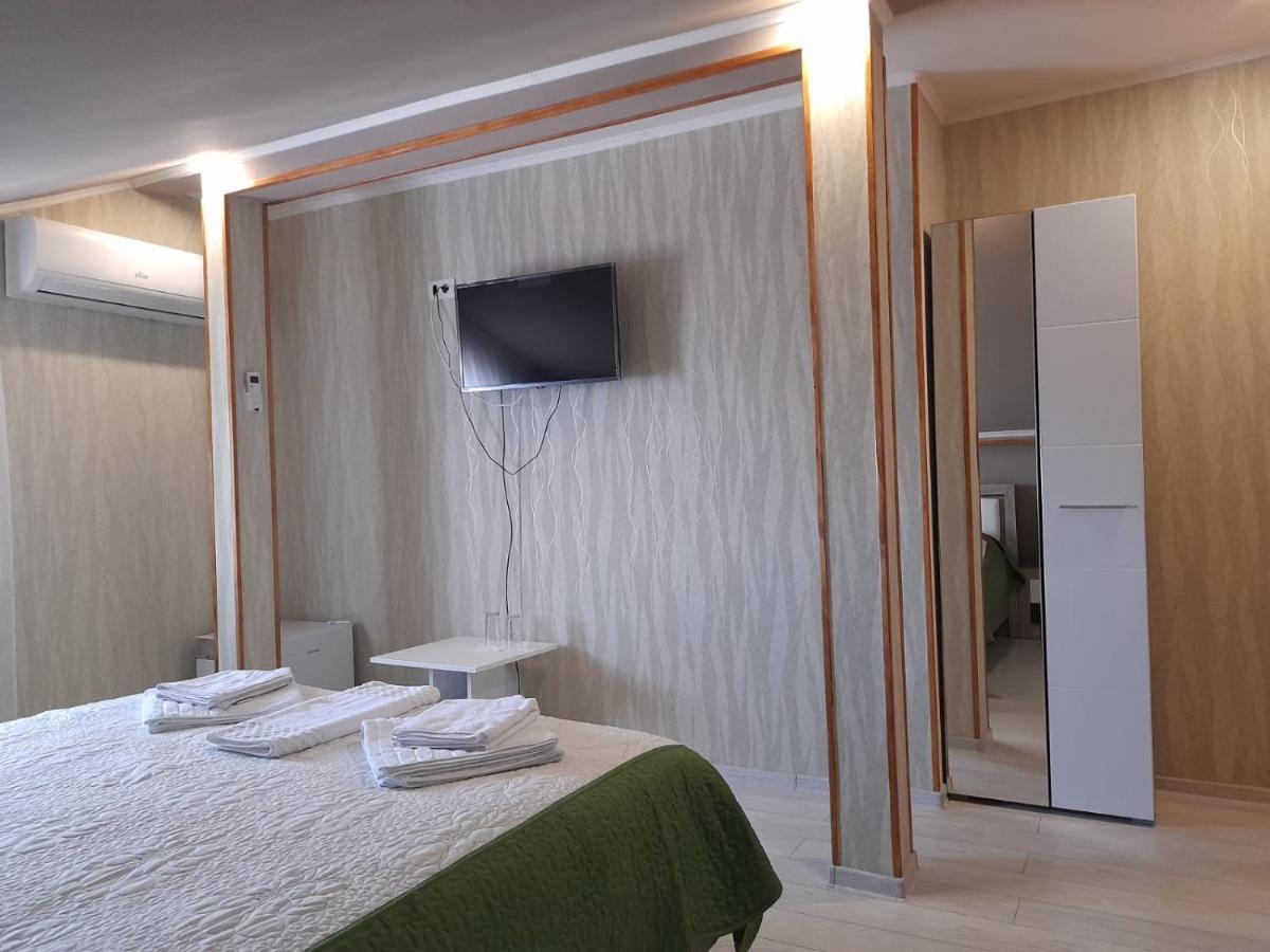 Bela Si Mario Hotell Techirghiol Exteriör bild