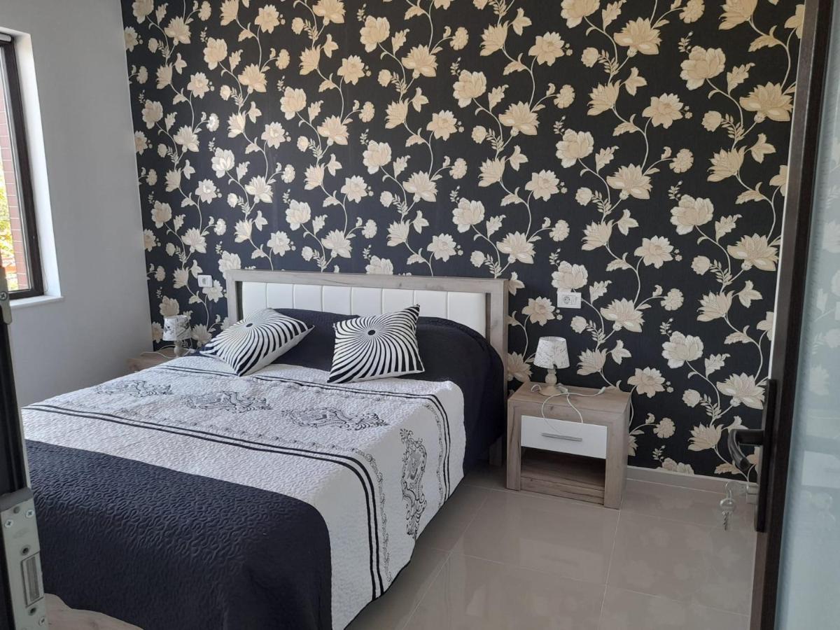 Bela Si Mario Hotell Techirghiol Exteriör bild