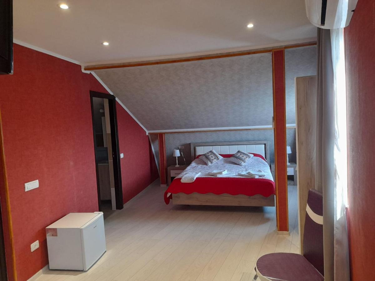 Bela Si Mario Hotell Techirghiol Exteriör bild